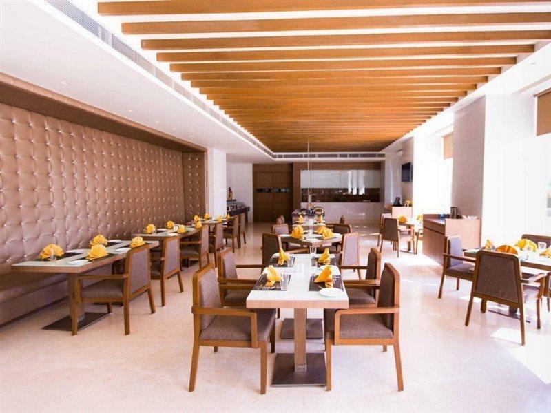 Regenta Central Grand Exotica Pimpri-Chinchwad Exteriér fotografie