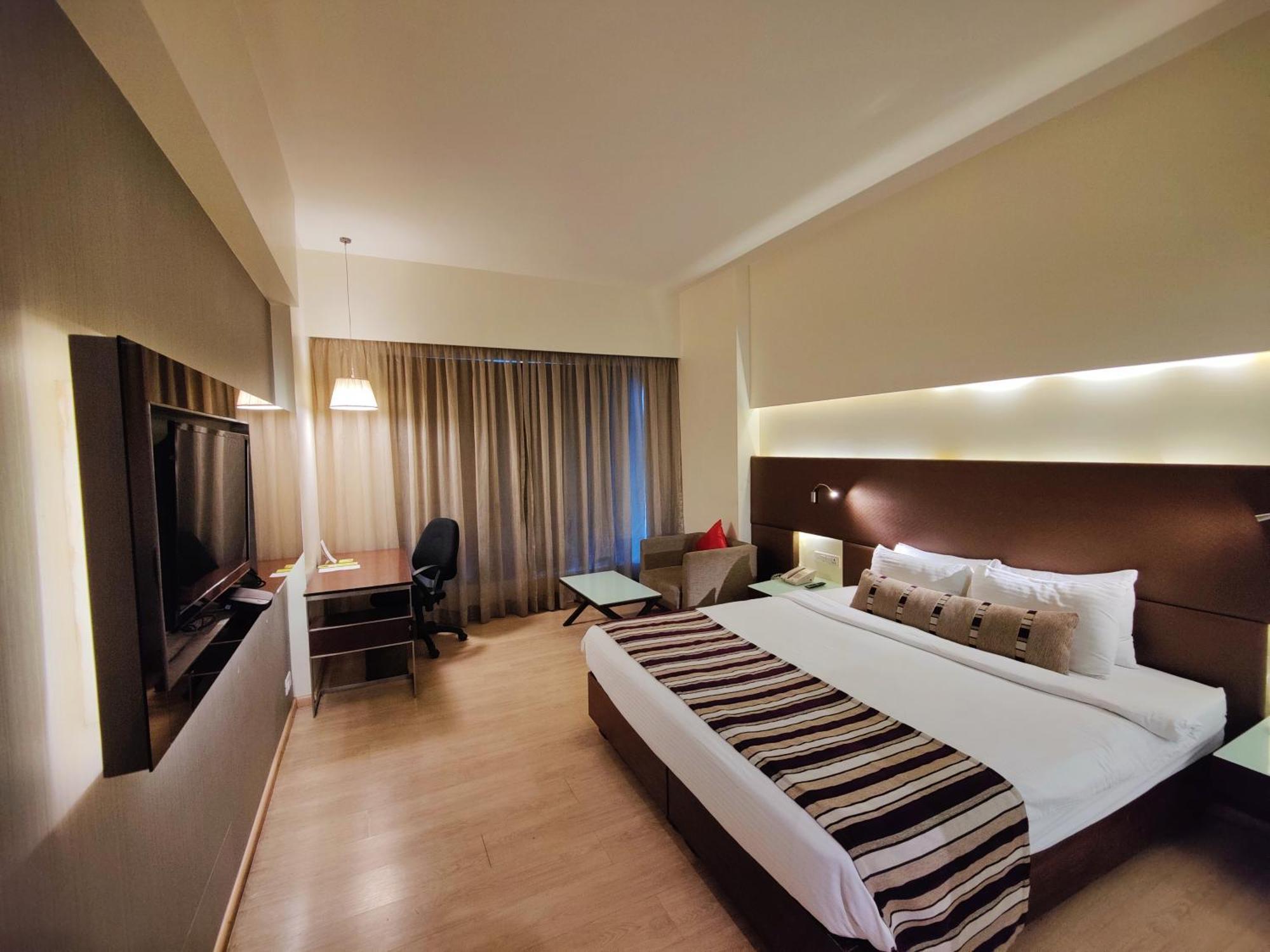 Regenta Central Grand Exotica Pimpri-Chinchwad Exteriér fotografie