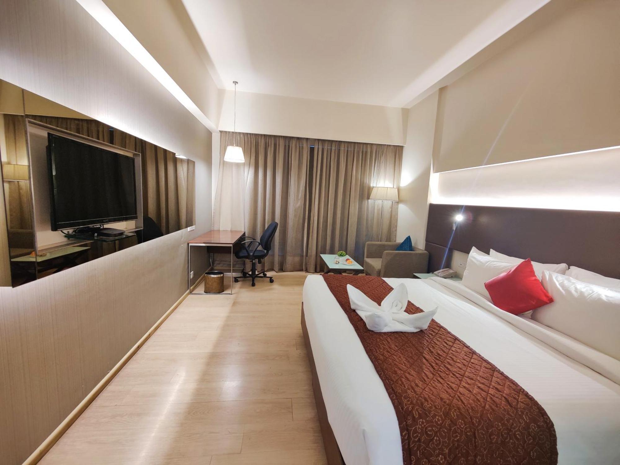 Regenta Central Grand Exotica Pimpri-Chinchwad Exteriér fotografie