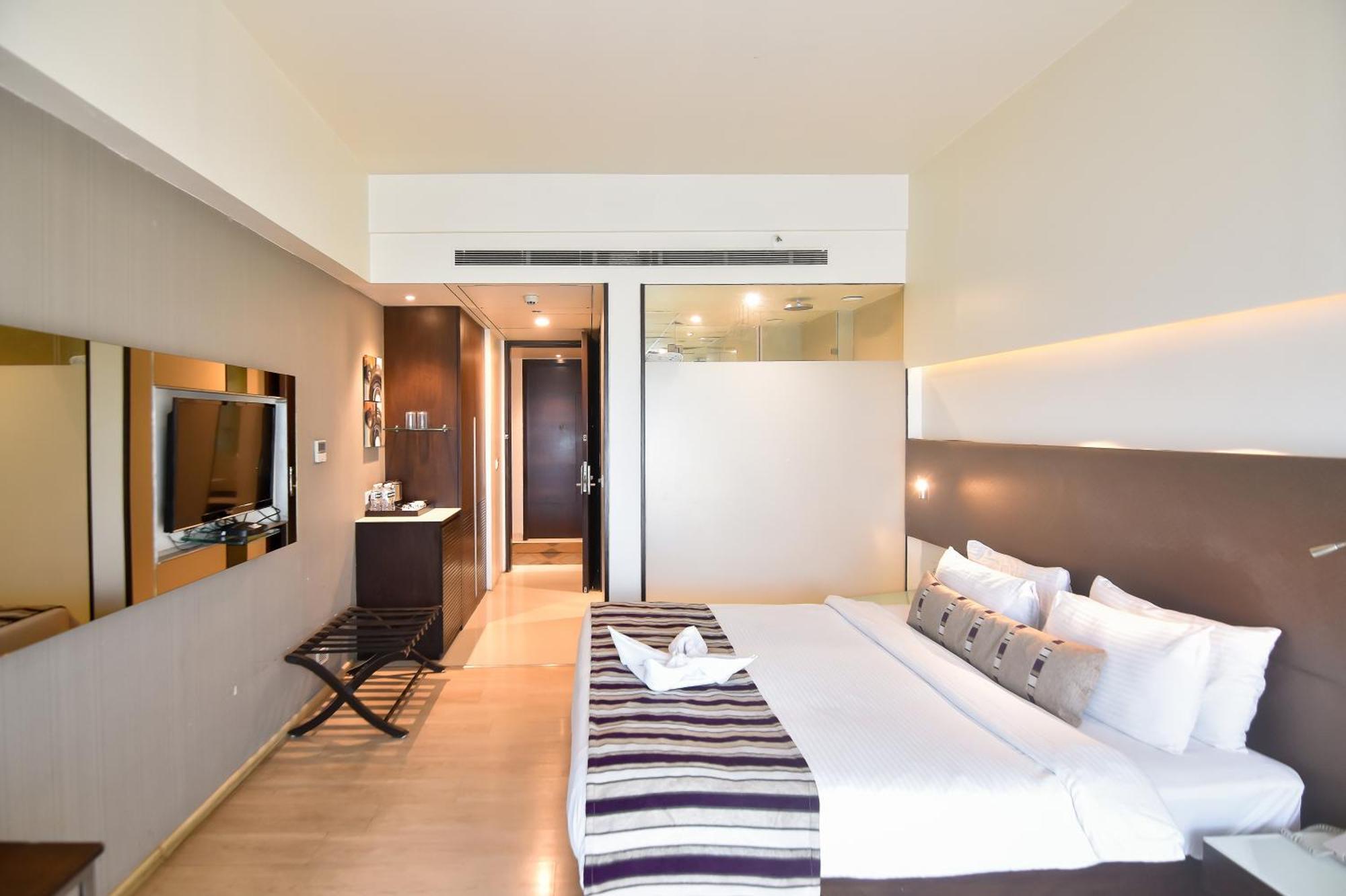 Regenta Central Grand Exotica Pimpri-Chinchwad Exteriér fotografie