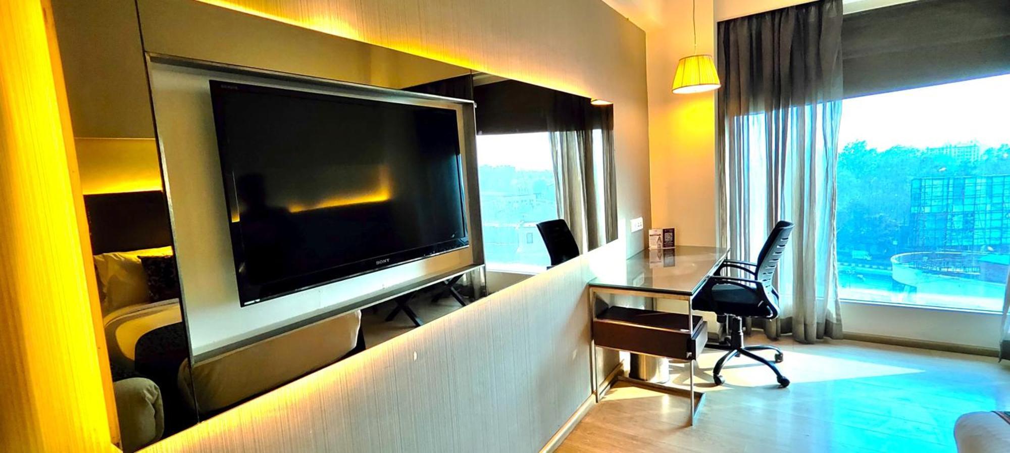 Regenta Central Grand Exotica Pimpri-Chinchwad Exteriér fotografie
